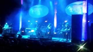 MINIMAL COMPACT - Not knowing - ברי סחרוף ומלכה שפיגל באמפי שוני - Berry Sakharof﻿ & Malka Spigel