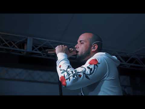 El Blachy- A Un Milimetro De Ti (EN VIVO)