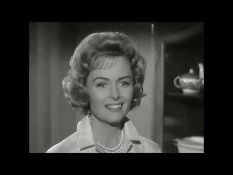Jeff Twists Mary's Arm | The Donna Reed Show