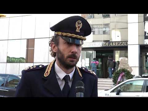 Arezzo: chiedono la mascherina e poi li rapinano, 5 denunce