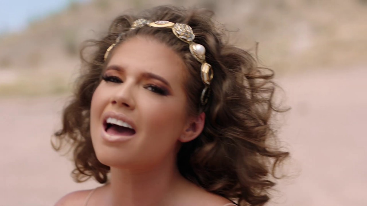 Chanel West Coast — Anchors