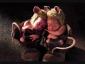 Anne Geddes (Song Lucy Lawless-Little Child ...