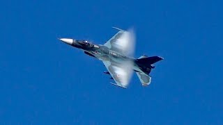 築城基地航空祭2025　第8飛行隊F-2機動飛行