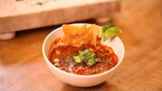 Make a Super Bowl of This Meatless Chili
