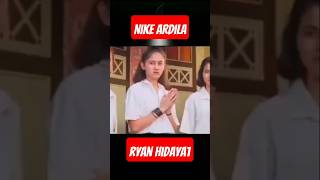 Download lagu Nike Ardila Ryan Hidayat di Film Lupus #filmlawas #filmindonesia #filmjadul #nikeardilla mp3
