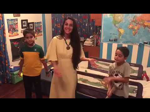 Tara & Her Kids are Showstoppers for Hopscotch at The Bangalore Times Fashion Week