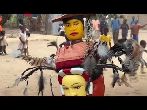 Kebe Kebe : mystery dance of central Africa 