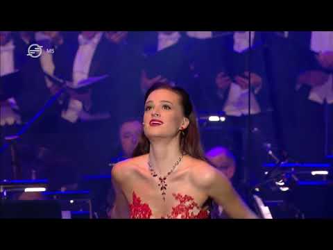 Gubik Petra - Esmeralda imája