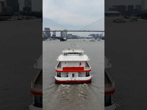 Why the Shipping Industry Is Finally Electrifying