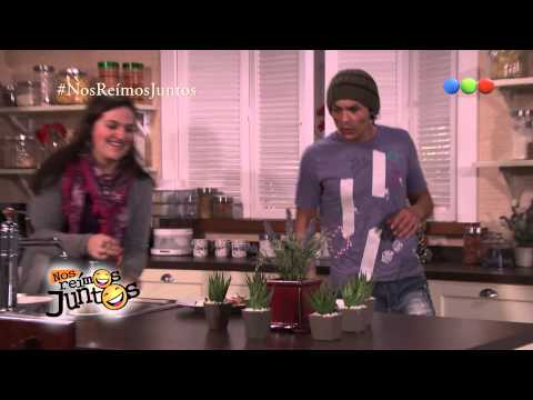 Caídas en Somos Familia y Eva de Dominici haciendo memoria - Nos Reímos Juntos