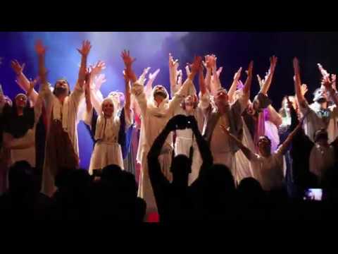 BANUEV - Musical HECHOS DE LOS APÓSTOLES - Saludo Final - Función 20 Aniversario