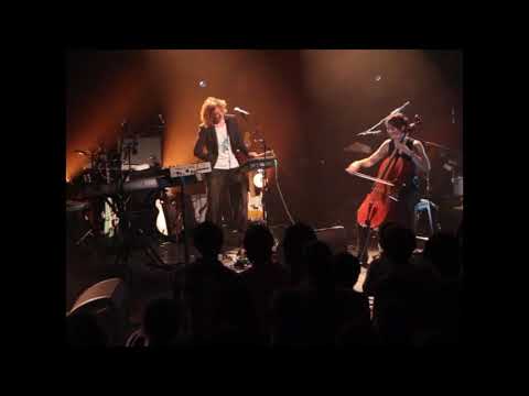 Cloé Du Trèfle - Tu t'élances - Live @ Bruxelles - 15/10/2017