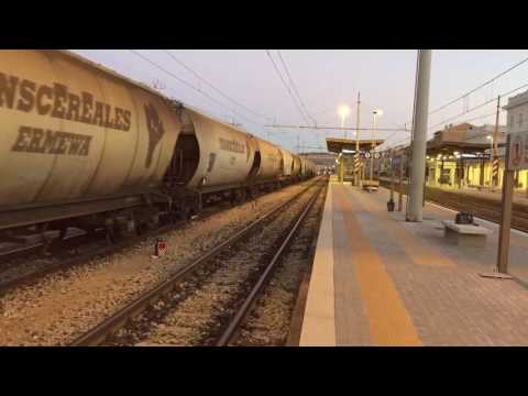 E652.094 + carri tramoggia vuoti [MRV FOLIGNO - FALCONARA M.MA]