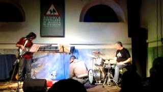 Redemption Song (Bob Marley) - Toni Germani Hard Times Trio