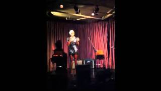 Wish performing &quot;Jar of hearts&quot; and &quot;Suga Daddy&quot;