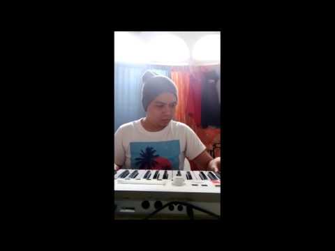 Korg Kross 2 keyboard Demo