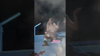 Download lagu Jennie - Little less ( new song 2026 ) gov ball nyc mp3 Download lagu Jennie - Little less ( new song 2026 ) gov ball nyc mp3