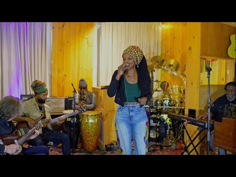 Mo'kalamity - WAKE UP- [Live Session]