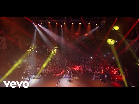 Video thumbnail for 120 Km/Hr (En Vivo)