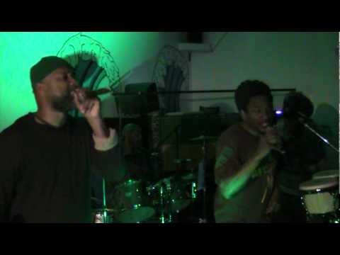 Bambu Station - Injoy