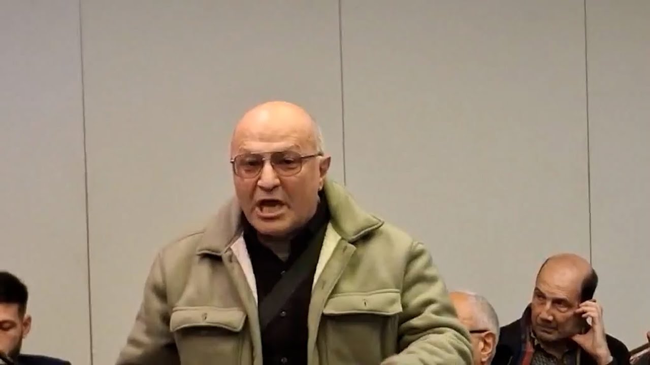 ՀԱԿ-ի ասուլիսը քաղաքացին ընդհատեց. ինչ կատարվեց