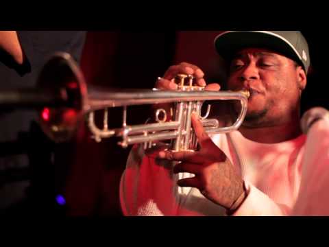 The Hot 8 Brass Band, Live in Dublin - Sexual Healing
