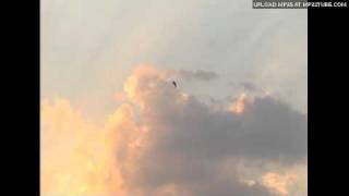 Electrelane - Gone Under Sea