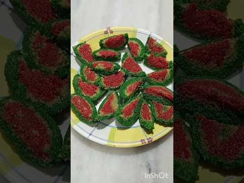 Watermelon barfi recipe🥰🥰plz like share & subscribe❤ #viralvideo #food