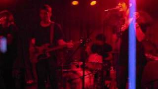 Dum Dum Girls - Be My Baby