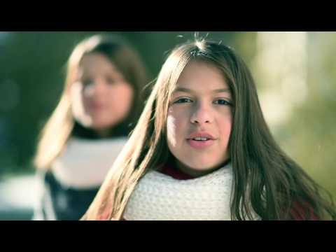 Clara si Naomi  Apachitei  Ingeri canta