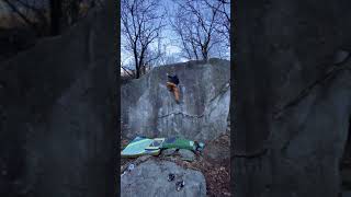 Video thumbnail de Dessert, 6b+. Chironico