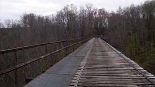 preview picture of video 'Going over the AWESOME Railroad Bridge in Snowshoe'
