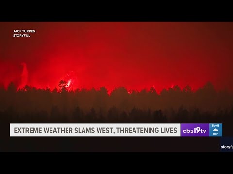 Massive dust storm engulfs Phoenix, followed by monsoon, grounding hundreds of flights