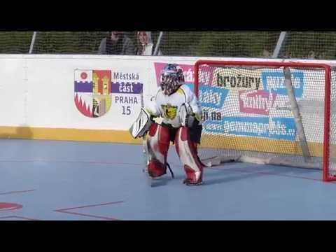 Finále turnaje minipřípravek - Vojtěch Soukup chytá rozhodující nájezd