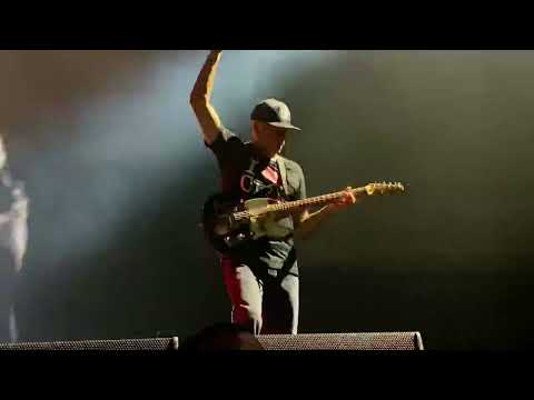 Killing in the Name solo - Rage Against The Machine - 07/12/22 Chicago