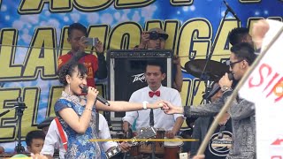 Download lagu ADEK JILBAB BIRU-JIHAN AUDY-FEAT-WANDRA-OM ROSABELLA-ANNYVERSARY-JIHAN AUDY mp3