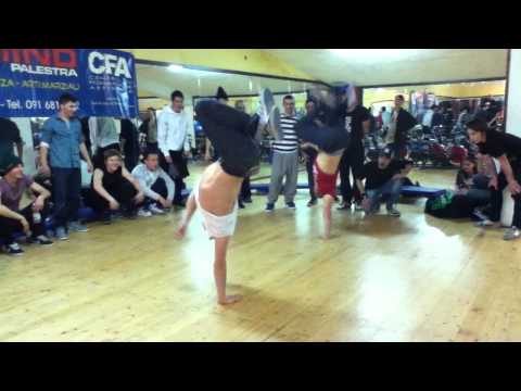 Long move battleJump winner Makkia