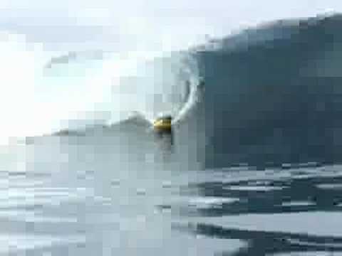 30*under shadow and feet in a fan shape episode 2 Teahupoo