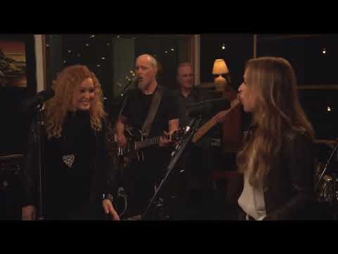 Taylor James - Sweet Home Alabama (Lynyrd Skynyrd cover featuring Karen Lee Batten)