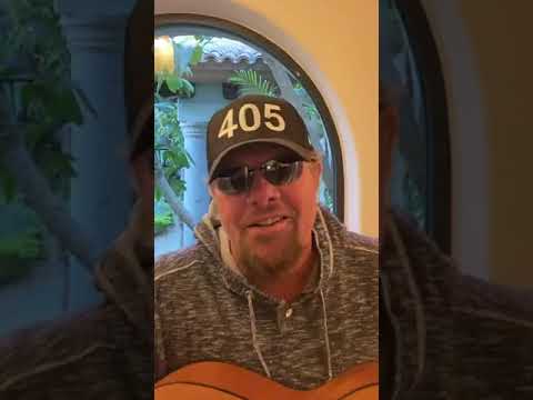Clancy's Tavern - Toby Keith