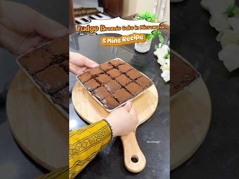 Fudgy Brownie Chocolate Cake in Microwave | 5 Minutes Recipe 😍#shorts #brownie #chocolate cake late