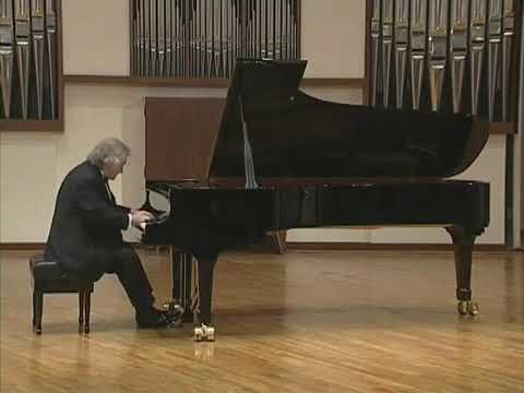 M. Voskresensky - Chopin:  3 Valses Op. 64 & 4 Mazurkas Op. 24