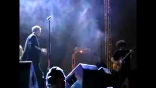 The Jesus And Mary Chain - Sidewalking LIVE