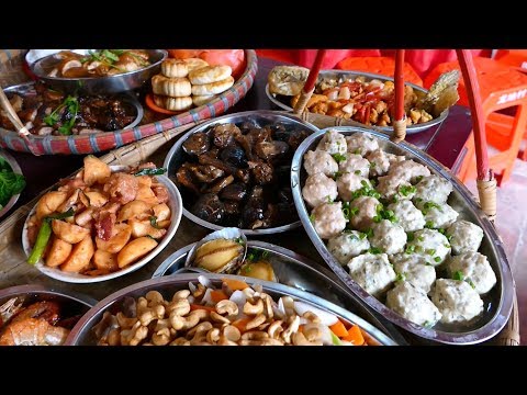 download lagu mp3 mp4 Traditional Chinese Wedding Food, download lagu Traditional Chinese Wedding Food gratis, unduh video klip Traditional Chinese Wedding Food