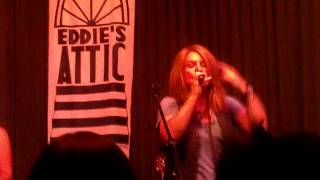 I didn&#39;t just kiss her live