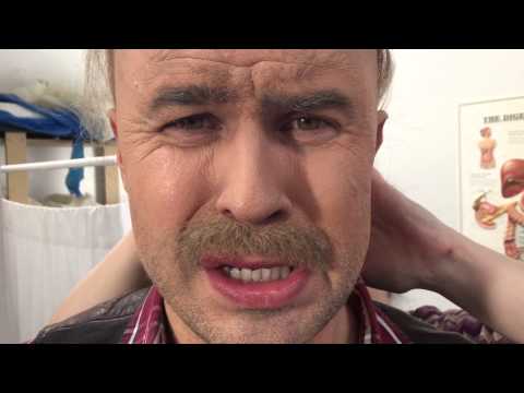 PARANIENORMALNI -Tata Kryspina (fragment)