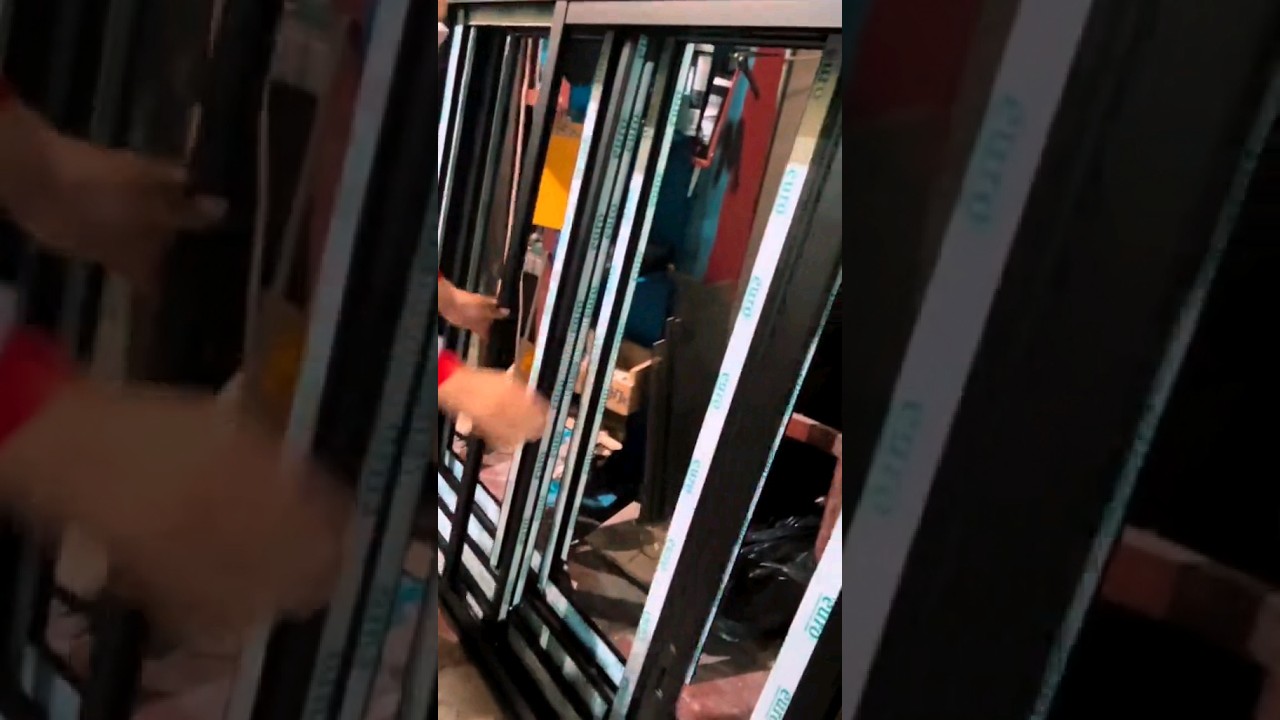 Proceso armado de ventana serie 25 #construction #alluminium #bolivia #arquitectura #emprendimiento