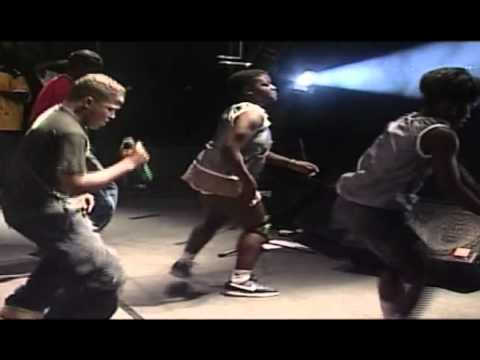 DANZA KUDURO DON TONY AMADO TO PODENDO ANGOLA.mp4