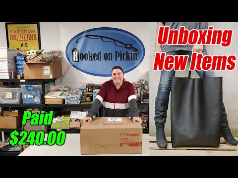 Unboxing Purses - I Paid $240.00 - What did i get? I SHOW YOU!!!! - Selling on HookedonPickin.com