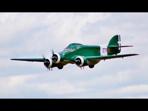 MULTIPLE LARGE SCALE WW2 RC BOMBERS - RARE M39B "LIBELLULA" & SAVOIA MARCHETTI - LMA  COSFORD - 2016
